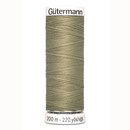 Gutermann 258 naaigaren (op=op uit collectie)