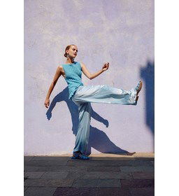 Top Gentle Motion, met gerimpelde onderrand gemaakt van Haaknaalden