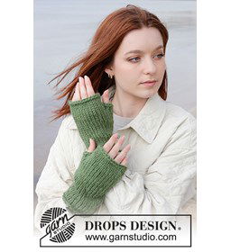 Polswarmers in tricotsteek gemaakt van Drops Andes