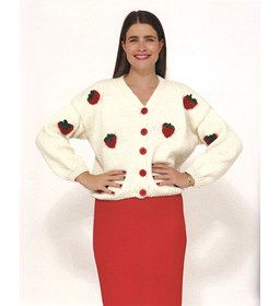 Damesvest met aardbeipatroon gemaakt van Naaiartikelen