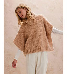 Poncho met kraag gemaakt van Phildar Phil Beaugency