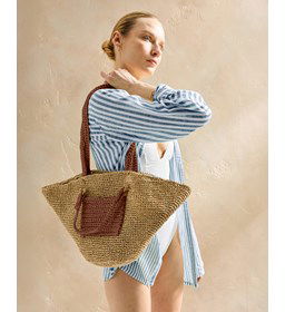 taps toelopende tas met zakje gemaakt van Handwerk accesoires