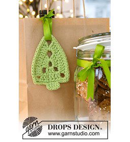 Kerstboom hanger gemaakt van Drops Paris