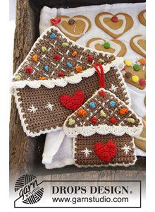 Gehaakte pannenlap in de vorm van een peperkoekhuisje