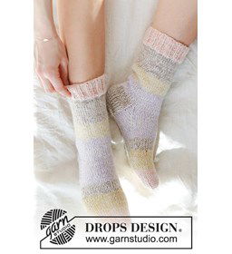 Lentestrepen Sokken gemaakt van Drops Nord