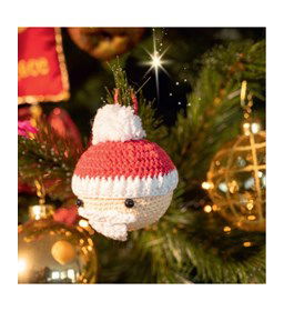 Kerstman kerstbal gemaakt van Lang Yarns Quattro, Quattro Lame en Quattro color