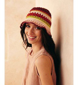 Gekleurde zonnehoed gemaakt van Phildar Phil Coton 3