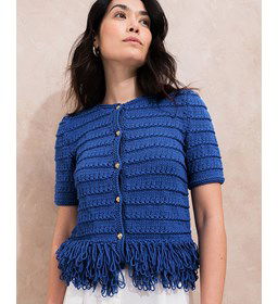 vest Leo met geluste onderrand gemaakt van knopen