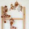 set knuffeldoek, mobiel en muziekknuffel Zoe Giraffe gemaakt van Babyartikelen en speelgoed maken