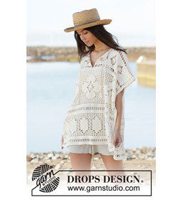 Dames poncho gemaakt van knopen