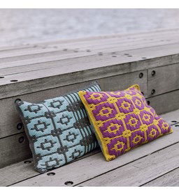 Kussens Day for two Pillow gemaakt van Scheepjes Chunky Monkey