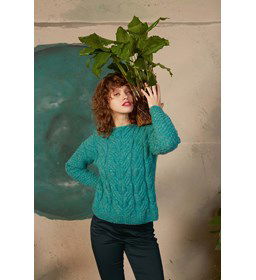 Damestrui met verticale kabels gemaakt van Lang Yarns Yoko