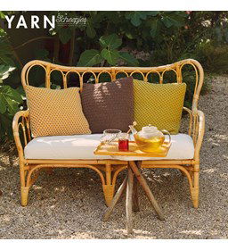 Kussens in honingraad patroon gemaakt van Scheepjes metropolis