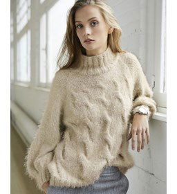 Damestrui gemaakt van Phildar Phil Beaugency