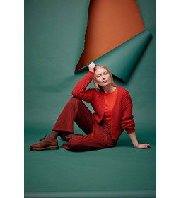 Damesvest in ribbelpatroon gemaakt van Lang Yarns Carpe Diem