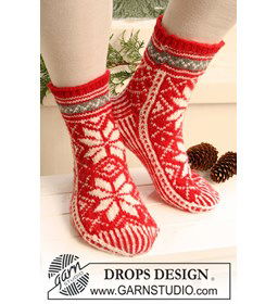 Gebreide sokken gemaakt van Drops Karisma