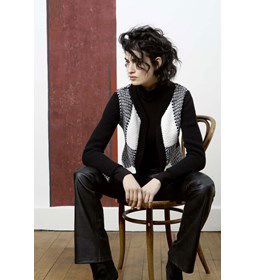 Damesvest gemaakt van Lang Yarns Merino 120 en 120 Color