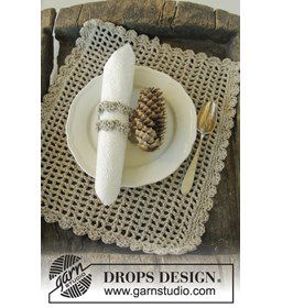 Placemat en servetring gemaakt van Haaknaalden