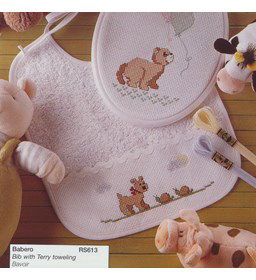 Hondje gemaakt van Borduurpatronen