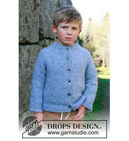 Jongensvest gemaakt van knopen