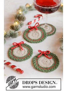 Haakpatroon gehaakte kerstkrans onderzetter van katoen gemaakt van Drops Cotton Light