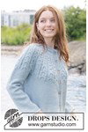 Breipatroon Damesvest River Dream Cardigan met kabels van andere kant