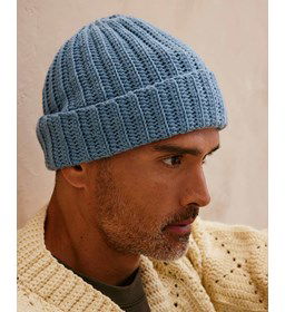 Muts in gehaakt streeppatroon gemaakt van Phildar Phil Partner 3,5