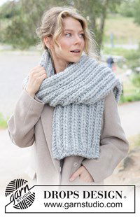 Warme gebreide sjaal in patentsteek met dik garen