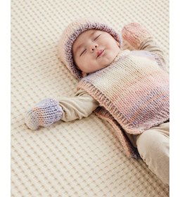 slaapzak, muts, wanten en borstlap gemaakt van Phildar Phil Colorful