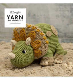 Gehaakte dinosaurus Trico Triceratops gemaakt van Scheepjes Softfun