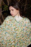 Breipatroon Poncho met franjes van andere kant