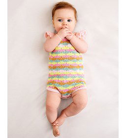 Zomerse romper gemaakt van knopen