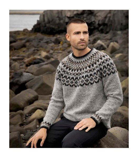 Breipatroon herentrui met Noors patroon in ronde pas en manchetten