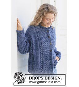 Stormy Ocean Cardigan gemaakt van DROPS Soft Tweed