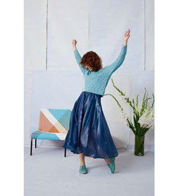 Korte damestrui in kantpatroon gemaakt van Lang Yarns Norma - Norma Color