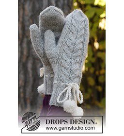 Gebreide wanten gemaakt van Drops Nepal