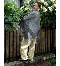 Kanten sjaal gemaakt van Naaiartikelen