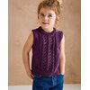 Mouwloos meisjestrui gemaakt van Handwerk accesoires