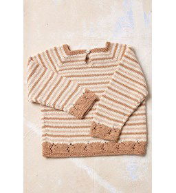 Gestreepte kindertrui met vierkante hals gemaakt van Lang Yarns Baby Cotton Naturally Colored