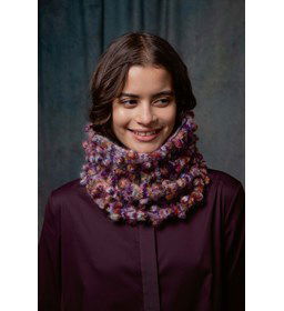 Loopingsjaal met noppenpatroon gemaakt van Lang Yarns Muse