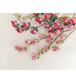 Appel bloesem gemaakt van Haaknaalden