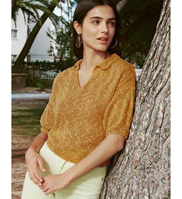 Damesshirt met korte mouwen en hal split met kraagje gemaakt van Lana Grossa Terra