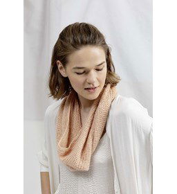 Snood gemaakt van Lang Yarns Lace