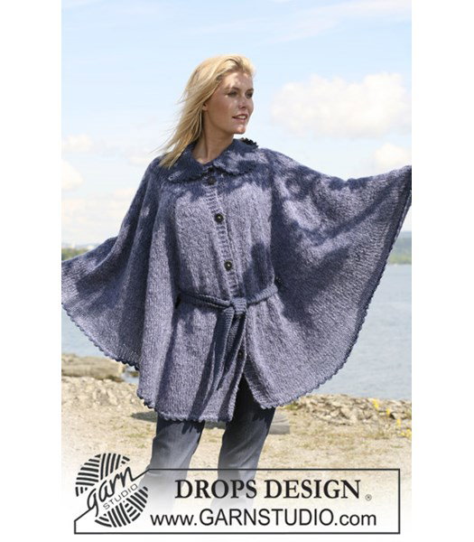 Haakpatroon cape of poncho In Flight