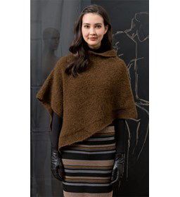 Poncho gemaakt van Lang Yarns Passione 976 (op=op)