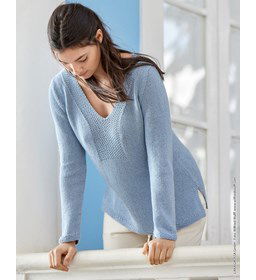 Damestrui met lage V-hals gemaakt van Lana Grossa Landlust Sommerseide