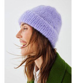 Damesmuts Ines Lilas gemaakt van Phildar Phil Chic