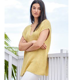 Lange damestrui met lage halssplit gemaakt van Lana Grossa Linarte