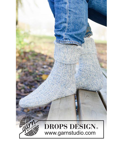 Breipatroon Lange gebreide herensokken met ruitvormige hiel