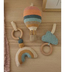 Babyspeeltjes voor wieg of buggy gemaakt van Phildar Phil Coton 3